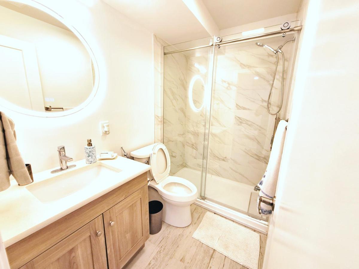 Independent Basement Studio Suite 渥太華 外观 照片